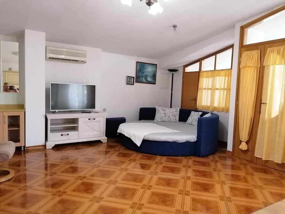 Appartamento Pacho Baška Voda Esterno foto