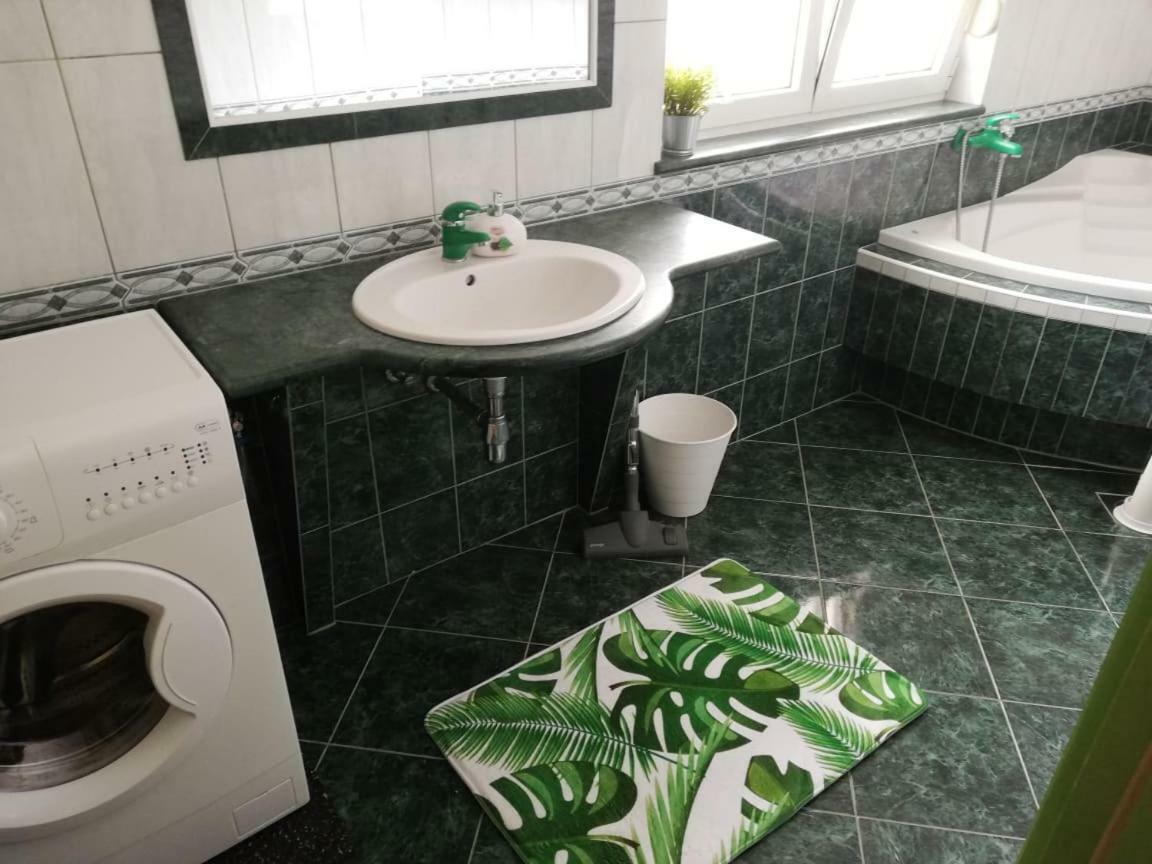 Appartamento Pacho Baška Voda Esterno foto